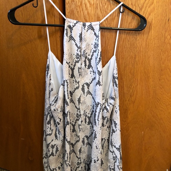 Tank top - Picture 2 of 3